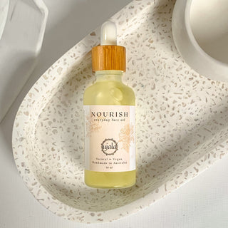 the best organic every day face oil for plush, radiant skin, suitable for all skin types