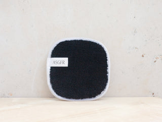 THE GUIDE ME WASH CLOTH - CHARCOAL